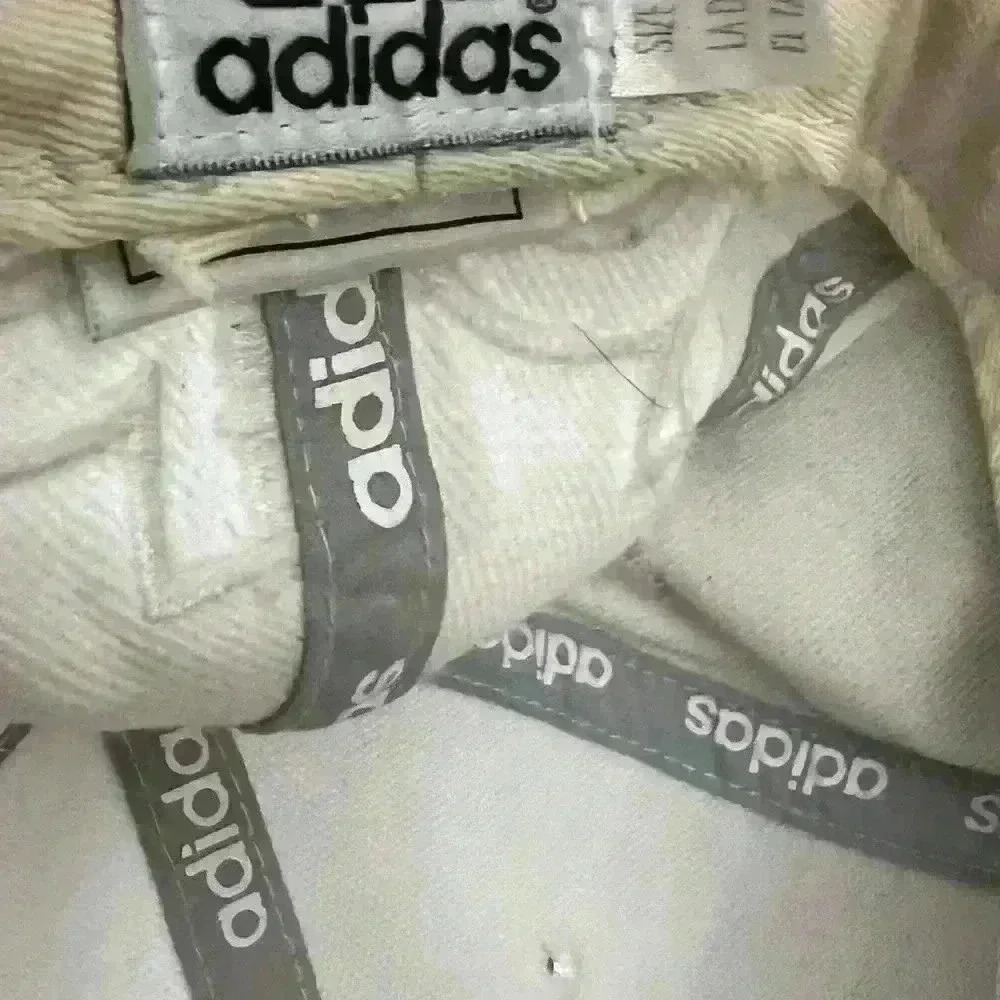 Adidas Cream colored/ white logo hat size 7 1/4 - Picture 6 of 6